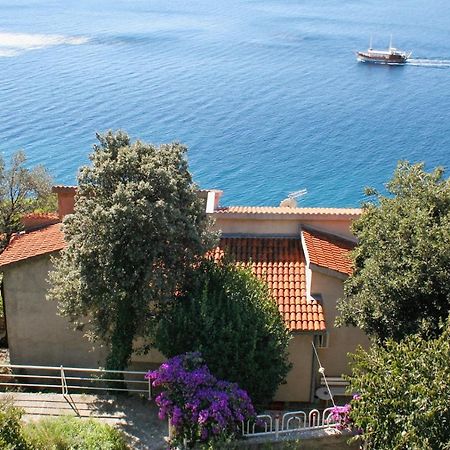 Apartments By The Sea Stanici, Omis - 1028 Tice Exteriör bild