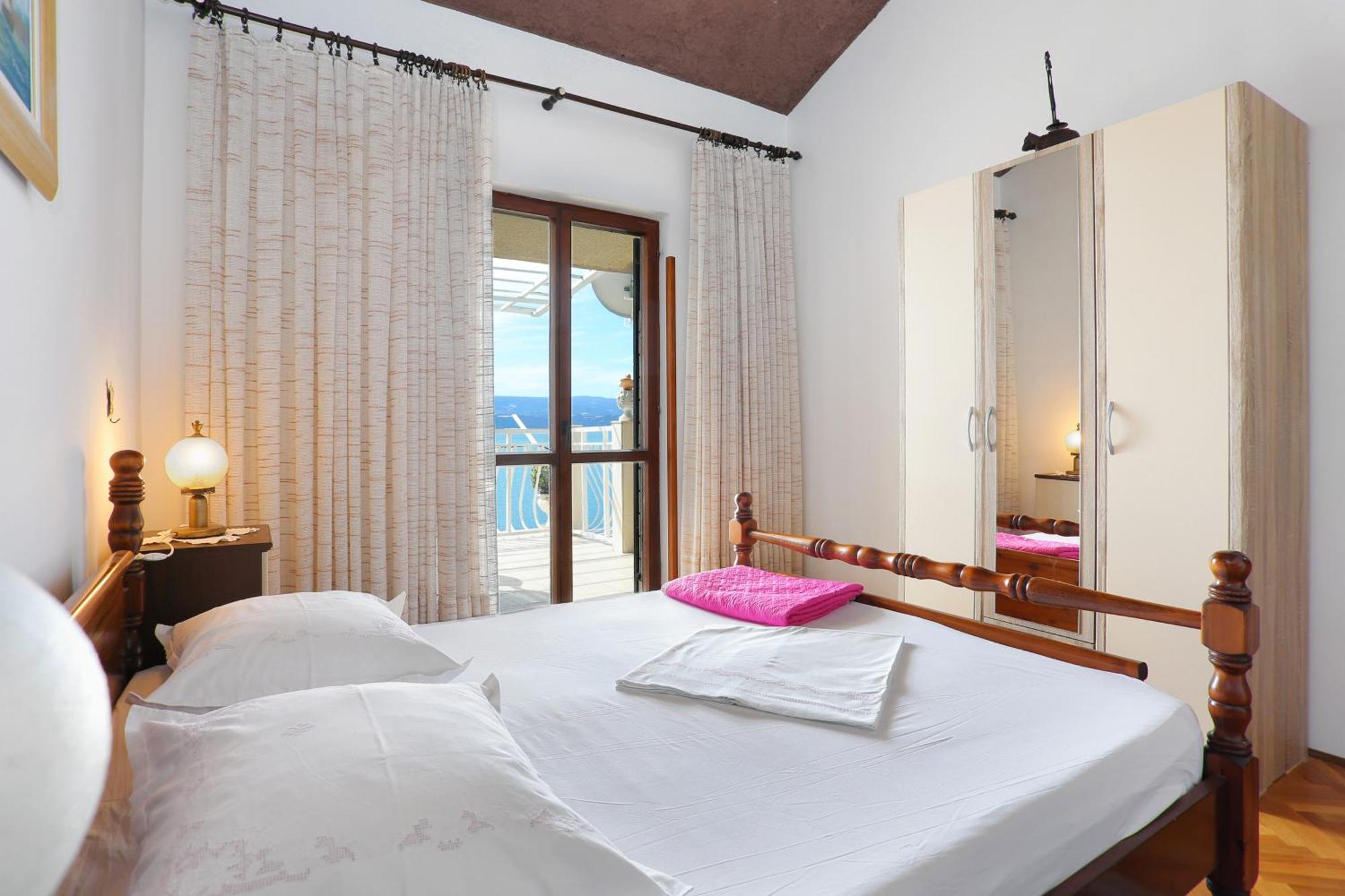 Apartments By The Sea Stanici, Omis - 1028 Tice Rum bild
