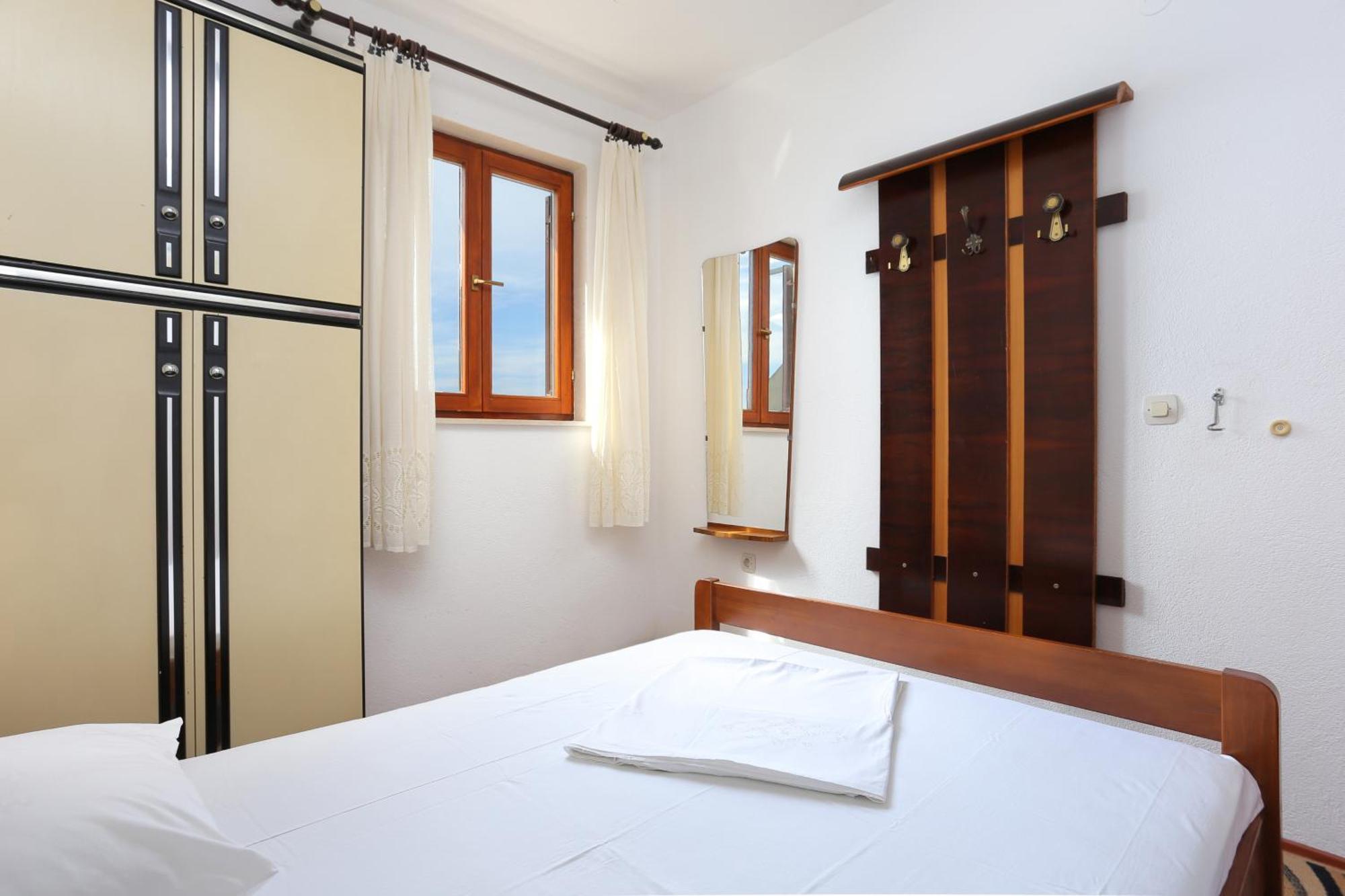 Apartments By The Sea Stanici, Omis - 1028 Tice Rum bild