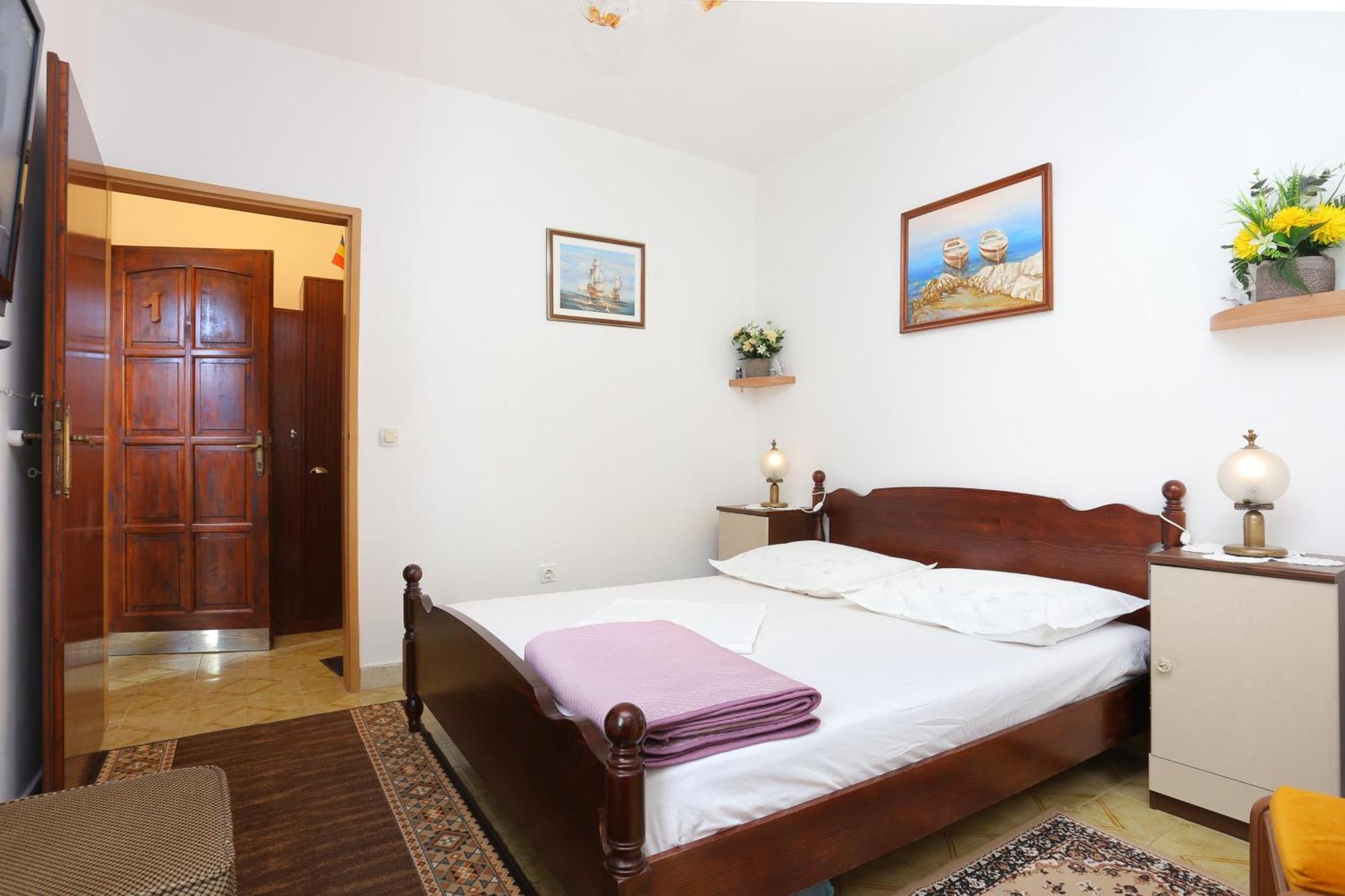 Apartments By The Sea Stanici, Omis - 1028 Tice Rum bild